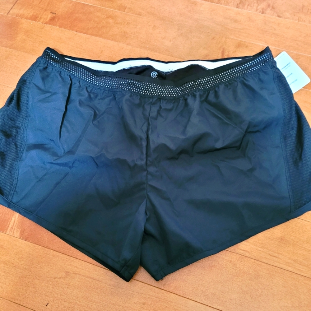 NWT champion women's size XL shorts